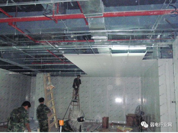机房装修施工全攻略：报价清单包含哪些内容？一站式解决方案